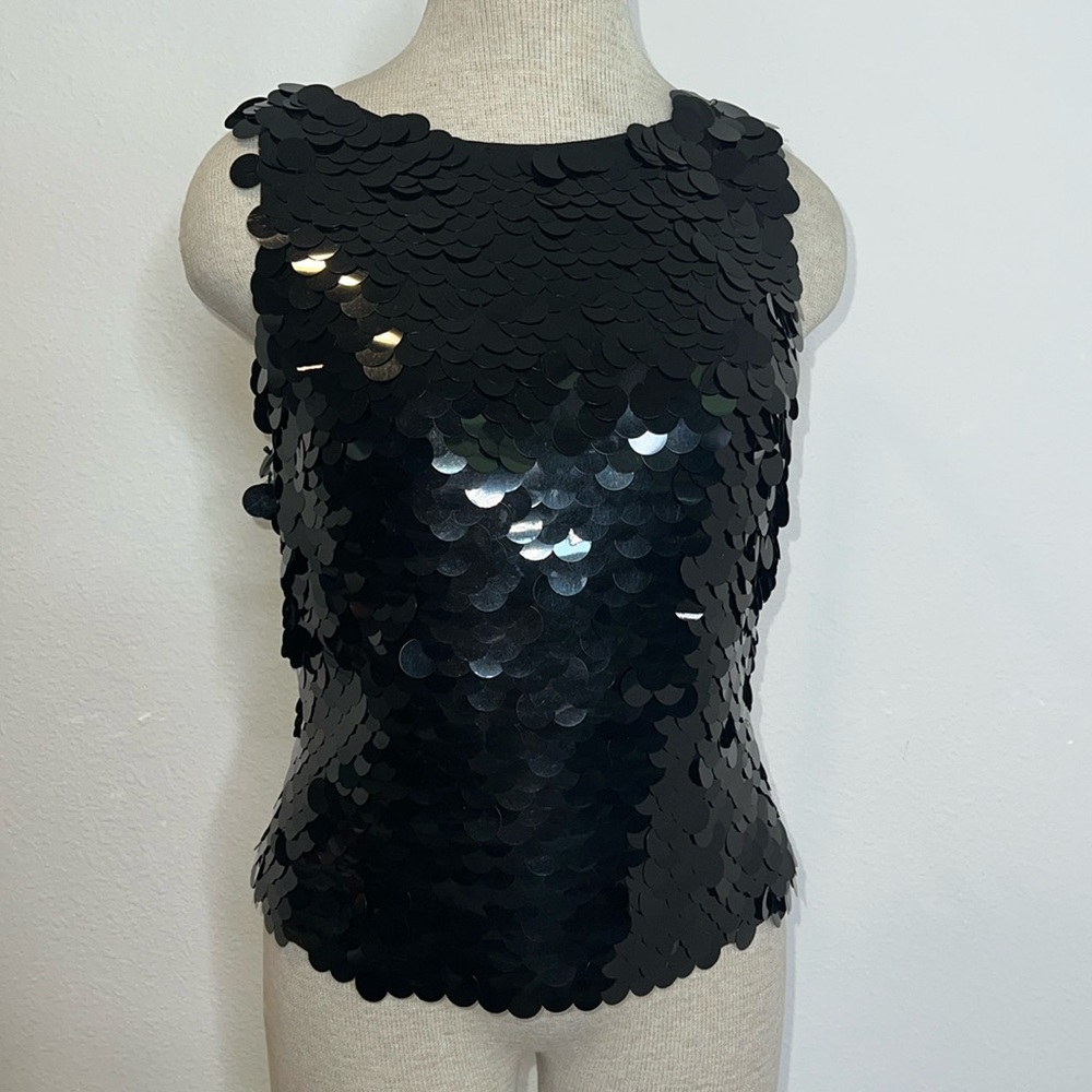 🔹 JS Boutique Large Sequin Tank Top